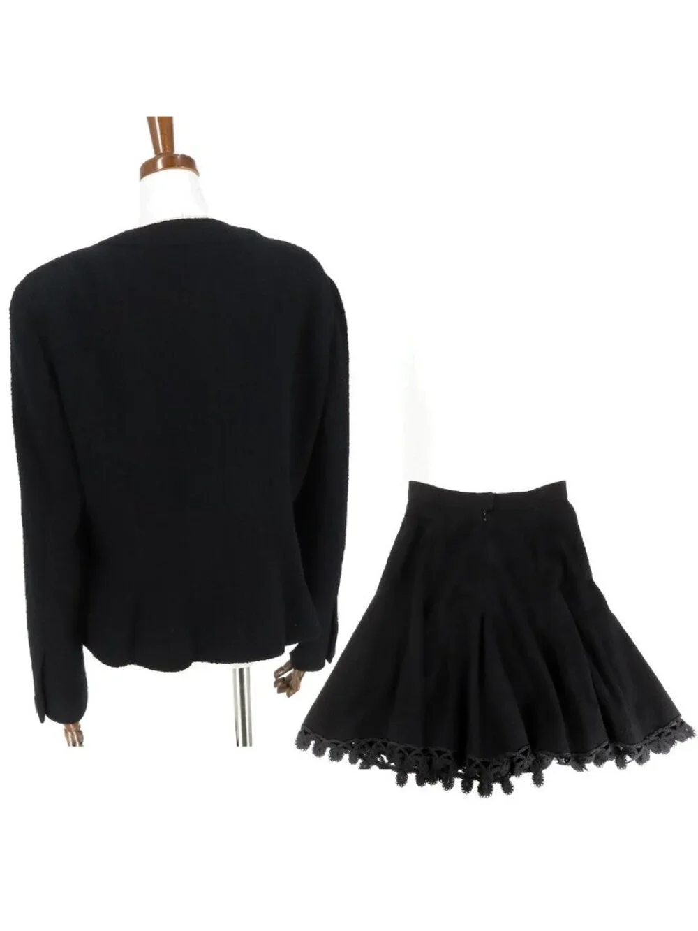 Chanel Tweed Jacket Skirt 20924/20923 Black Wool Collarless A-Line Set 42